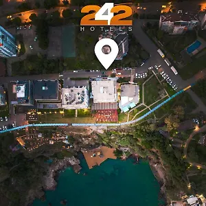 Tema 242 Hotell