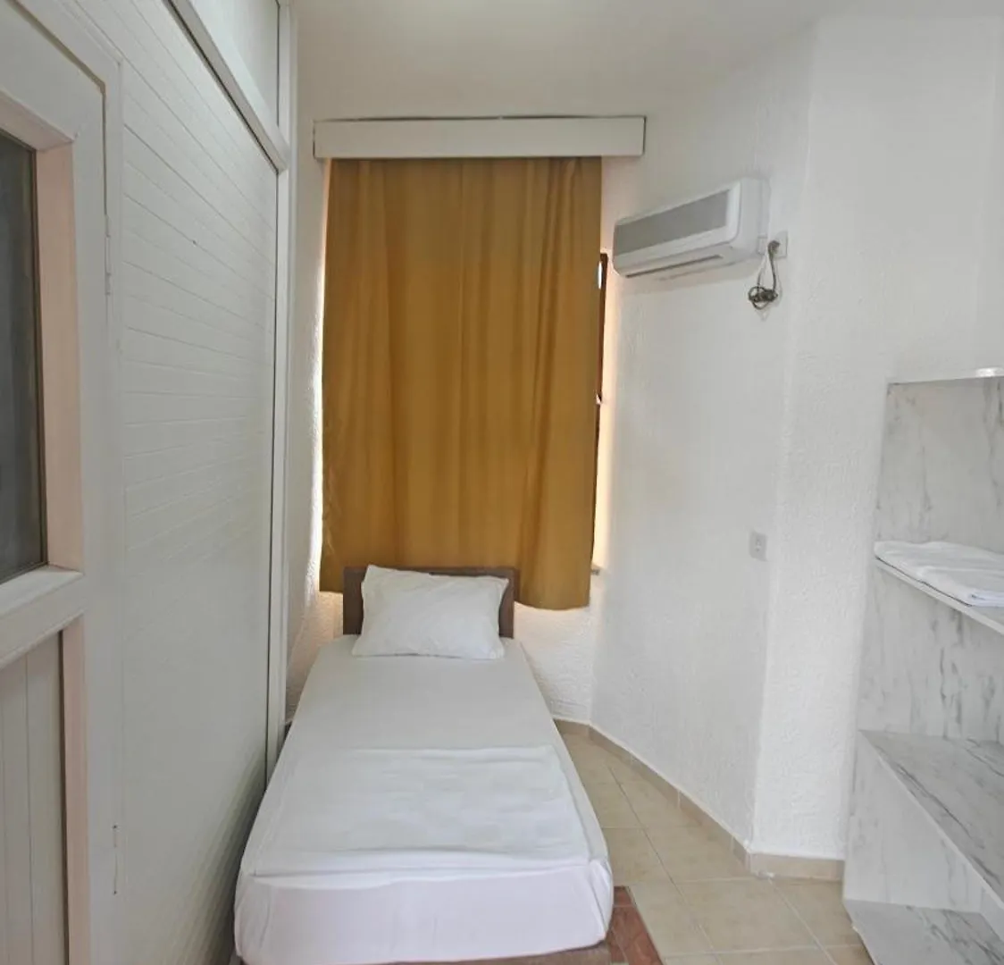 Altun Pansiyon Antalya Homestay